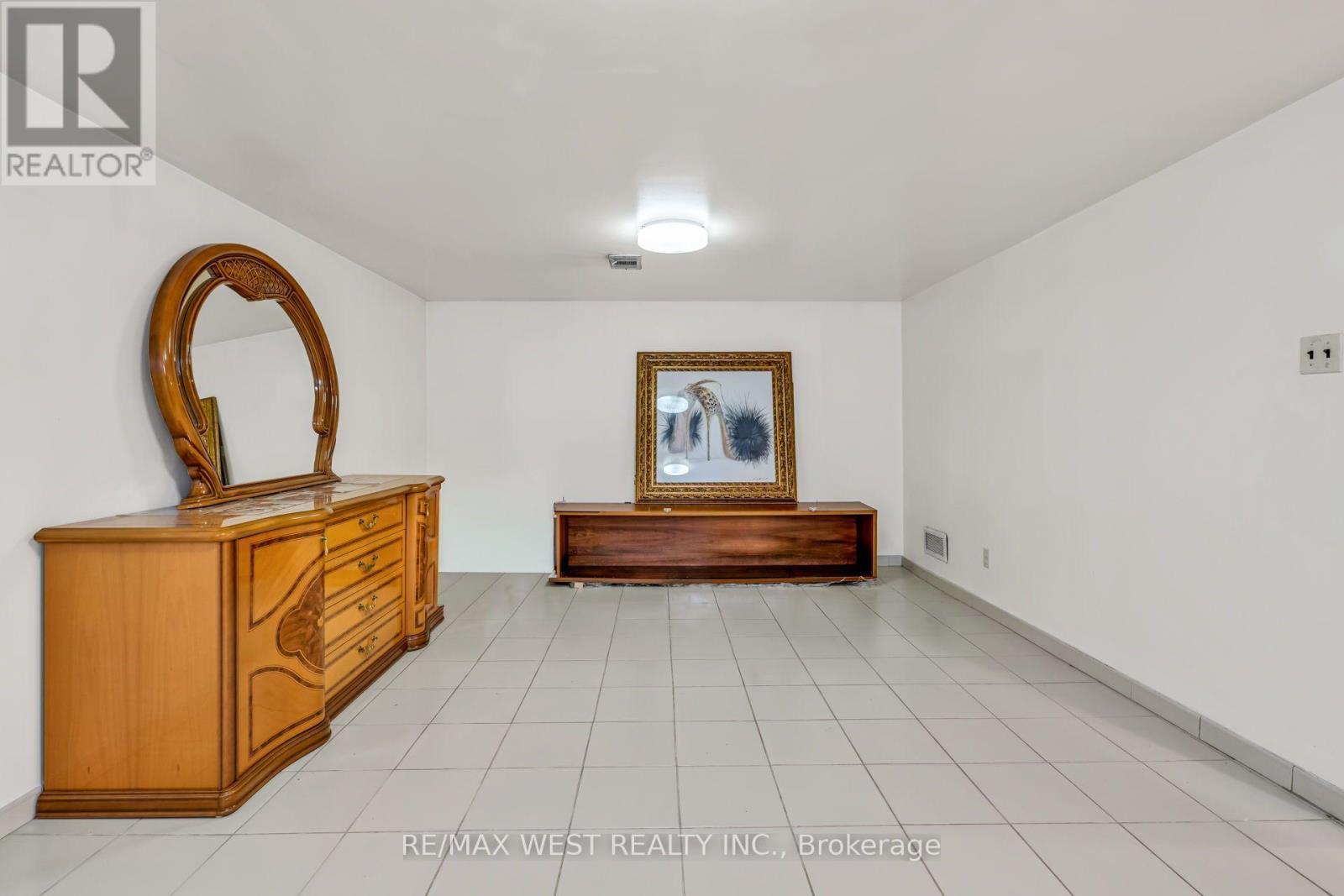 90 Tavistock Road, Toronto, ON - Indoor Photo Showing Other Room
