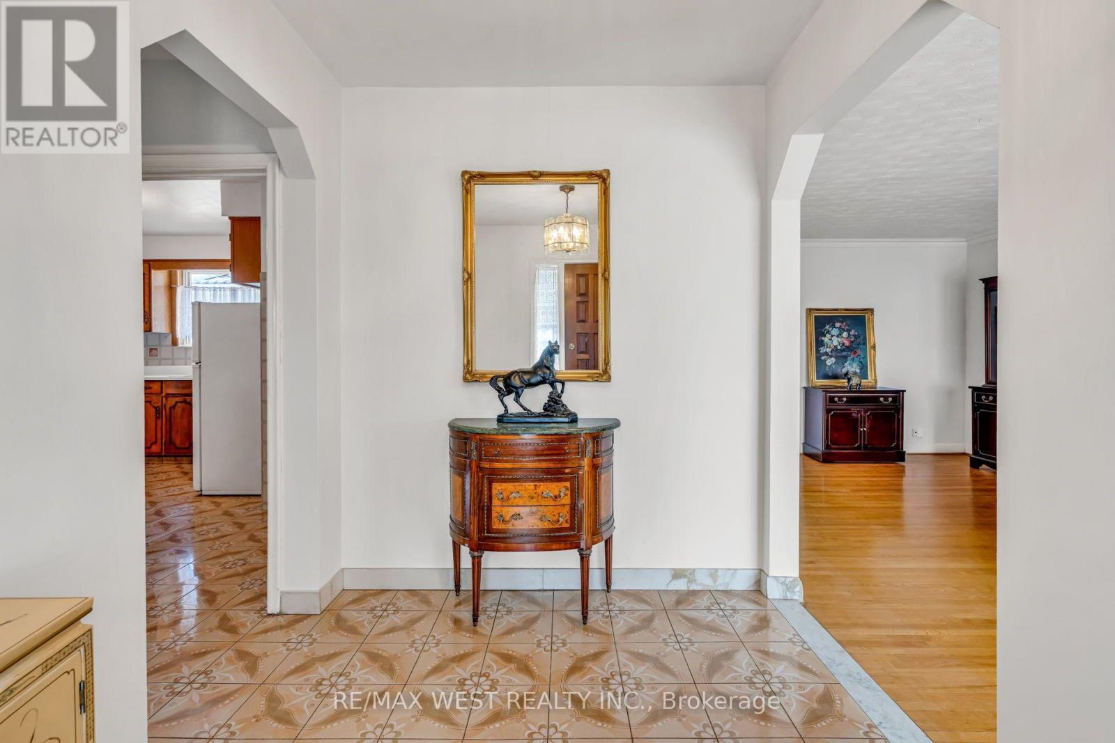 90 Tavistock Road, Toronto, ON - Indoor Photo Showing Other Room