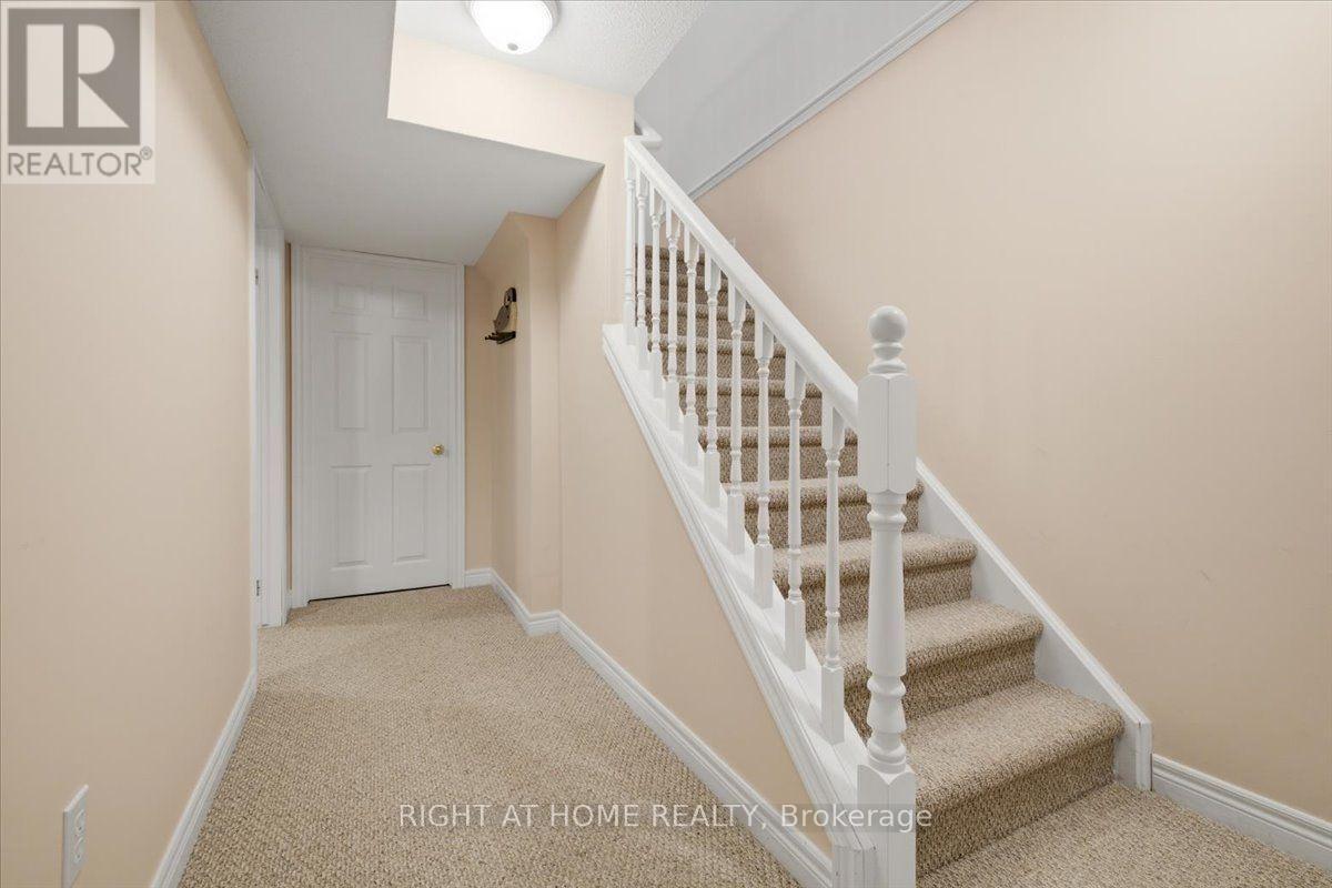 13 - 34 Southbrook Drive, Hamilton, ON - Indoor Photo Showing Other Room