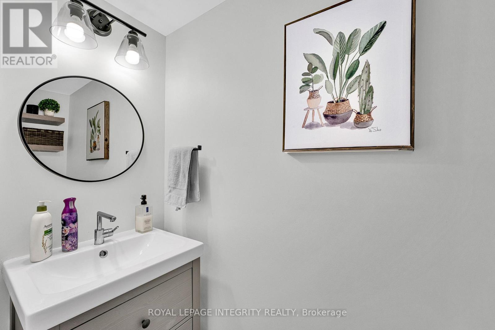 338 Pumpkinseed Crescent, Ottawa, ON - Indoor Photo Showing Bathroom