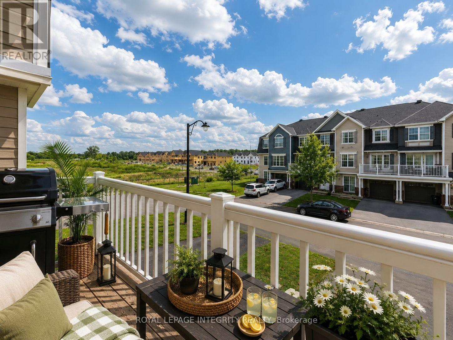 338 Pumpkinseed Crescent, Ottawa, ON - Outdoor With Deck Patio Veranda