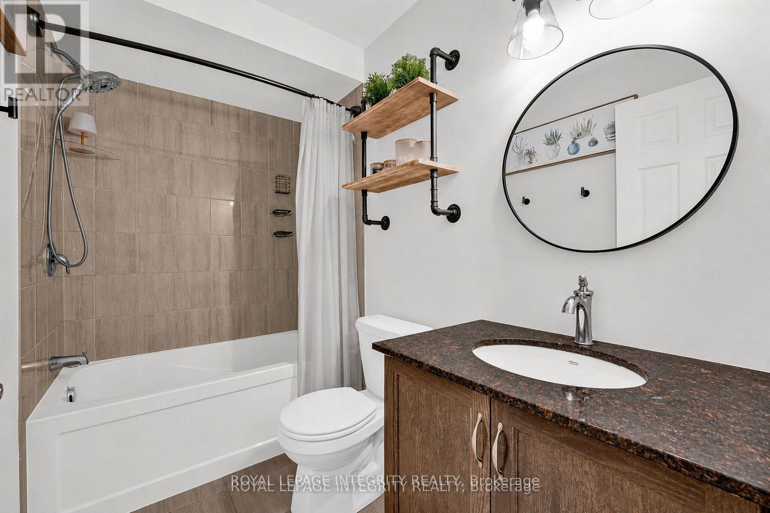 338 Pumpkinseed Crescent, Ottawa, ON - Indoor Photo Showing Bathroom