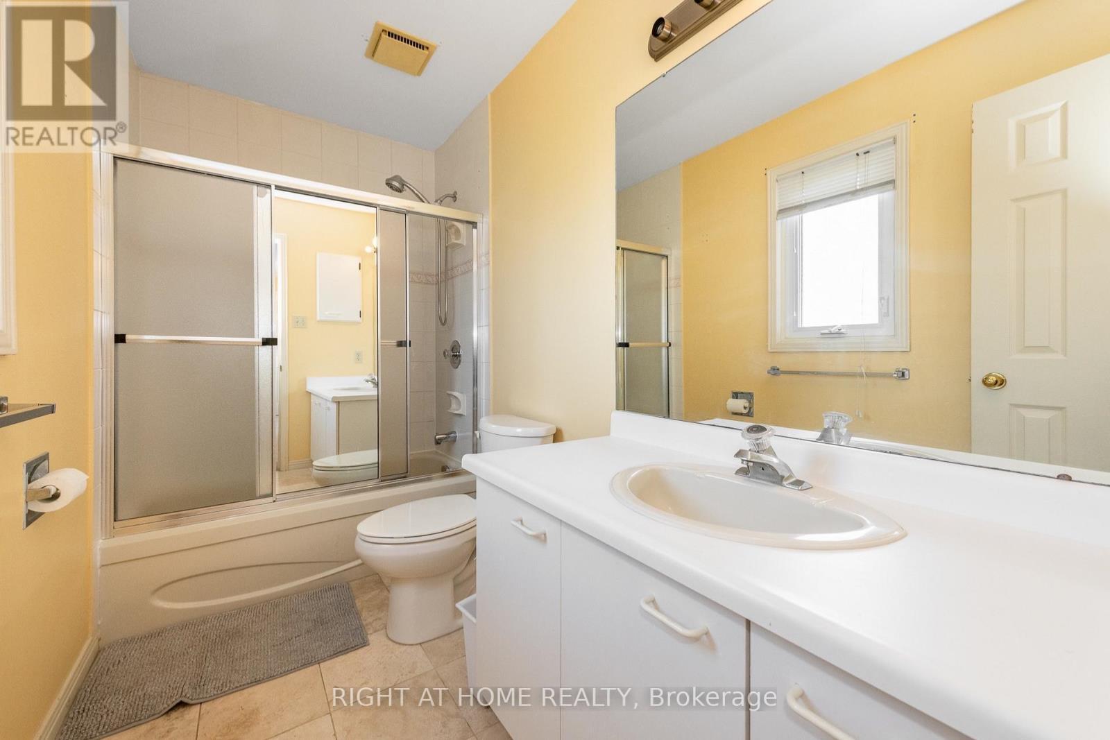 1446 Bourcier Drive, Ottawa, ON - Indoor Photo Showing Bathroom