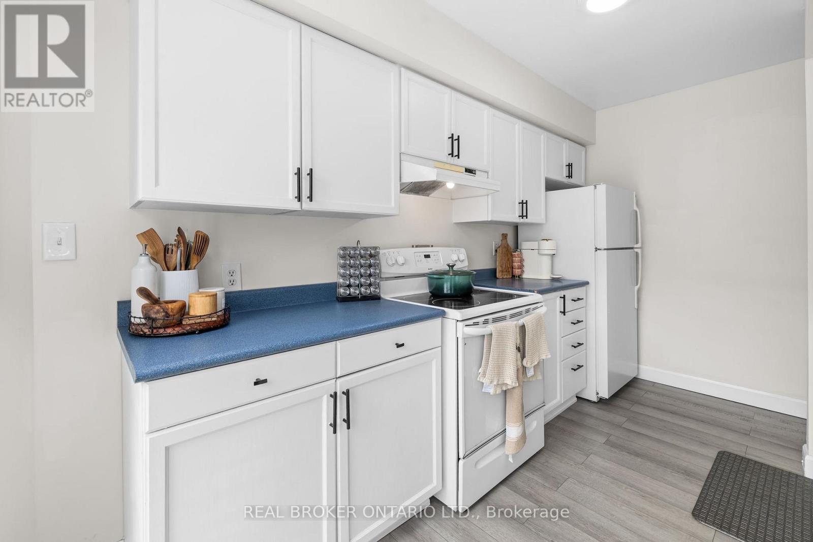149 Crampton Drive, Carleton Place, ON - Indoor Photo Showing Kitchen