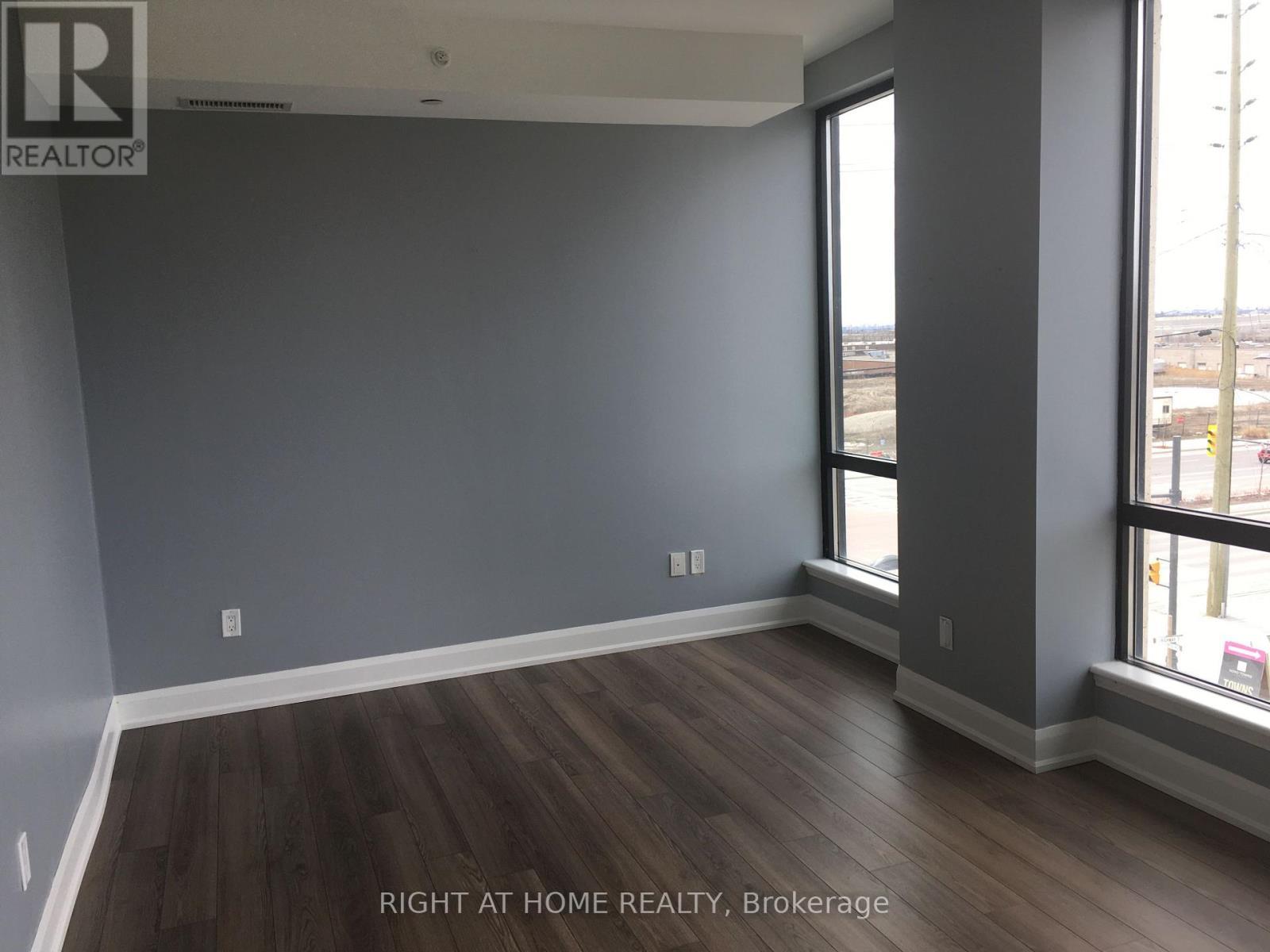 Primary Room - 312 - 2910 Highway No, 7 Road W, Vaughan, ON - Indoor Photo Showing Other Room