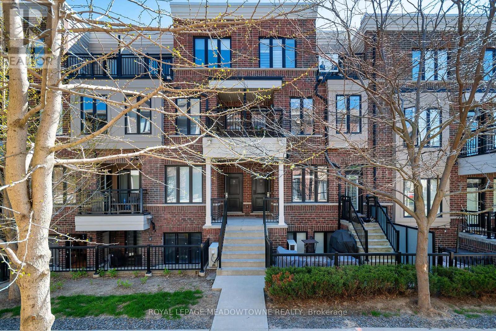 19 - 10 Carnation Avenue, Toronto, ON - Outdoor With Facade