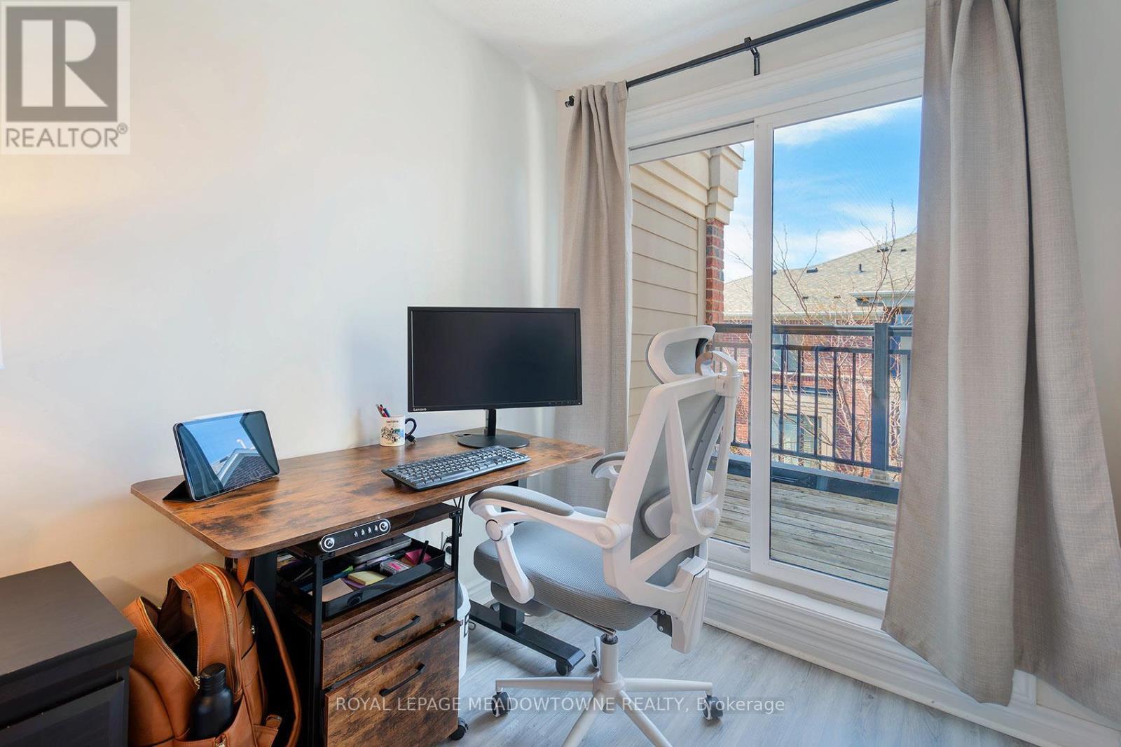 19 - 10 Carnation Avenue, Toronto, ON - Indoor Photo Showing Office