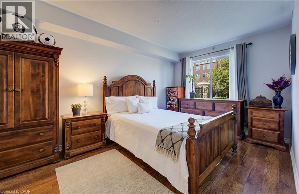 8 Harris Street Unit# 118, Cambridge, ON - Indoor Photo Showing Bedroom