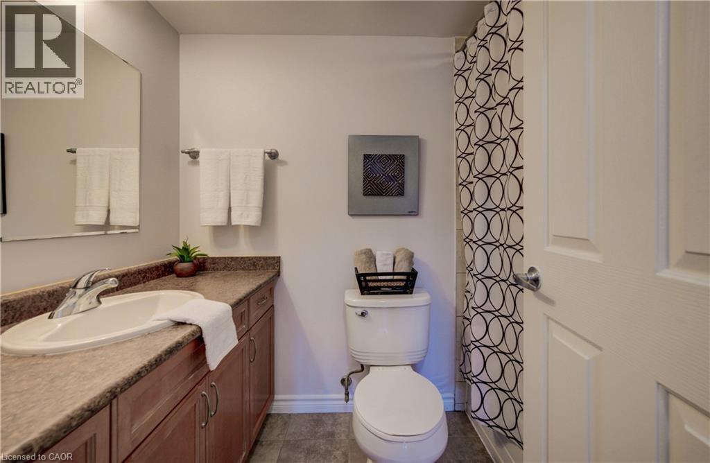 Ensuite bath - 8 Harris Street Unit# 118, Cambridge, ON - Indoor Photo Showing Bathroom