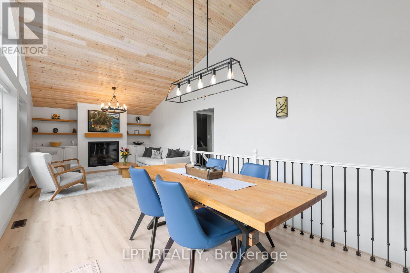 500A Hazard Hill Road, Kearney, ON - Indoor