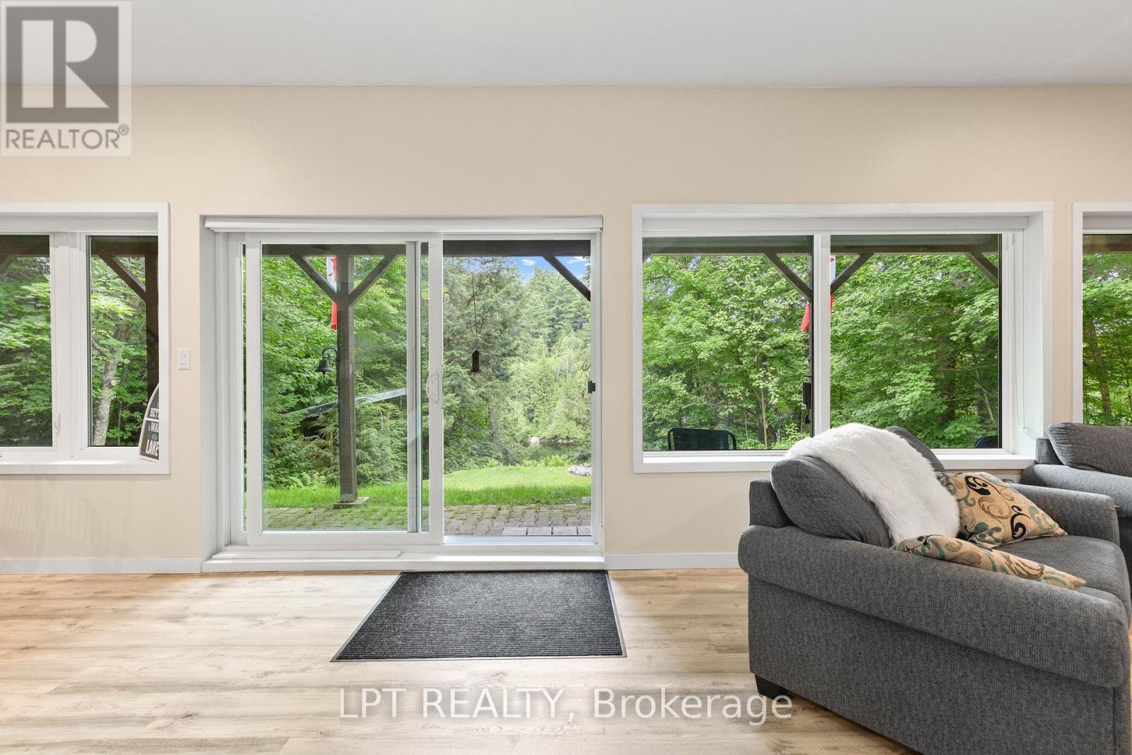 500A Hazard Hill Road, Kearney, ON - Indoor