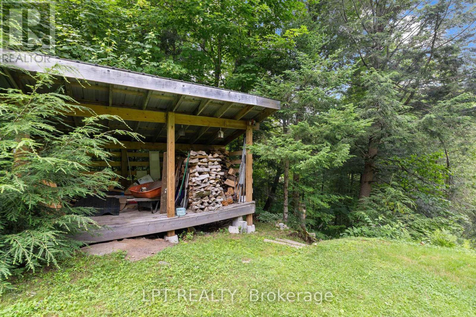 500A Hazard Hill Road, Kearney, ON - Outdoor With Deck Patio Veranda