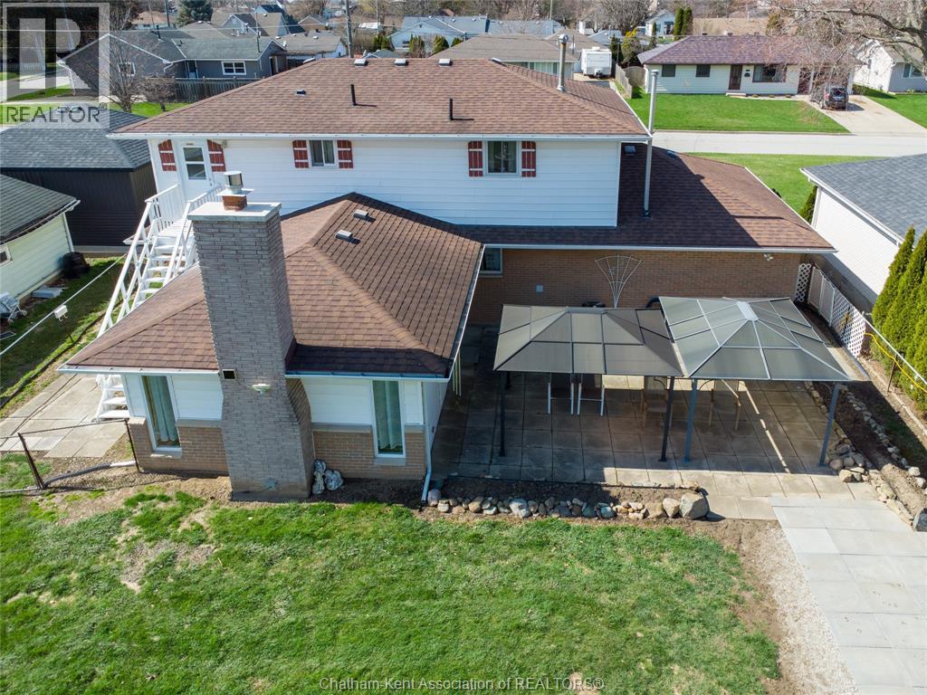 16 Arthur Drive, Chatham, ON - Outdoor