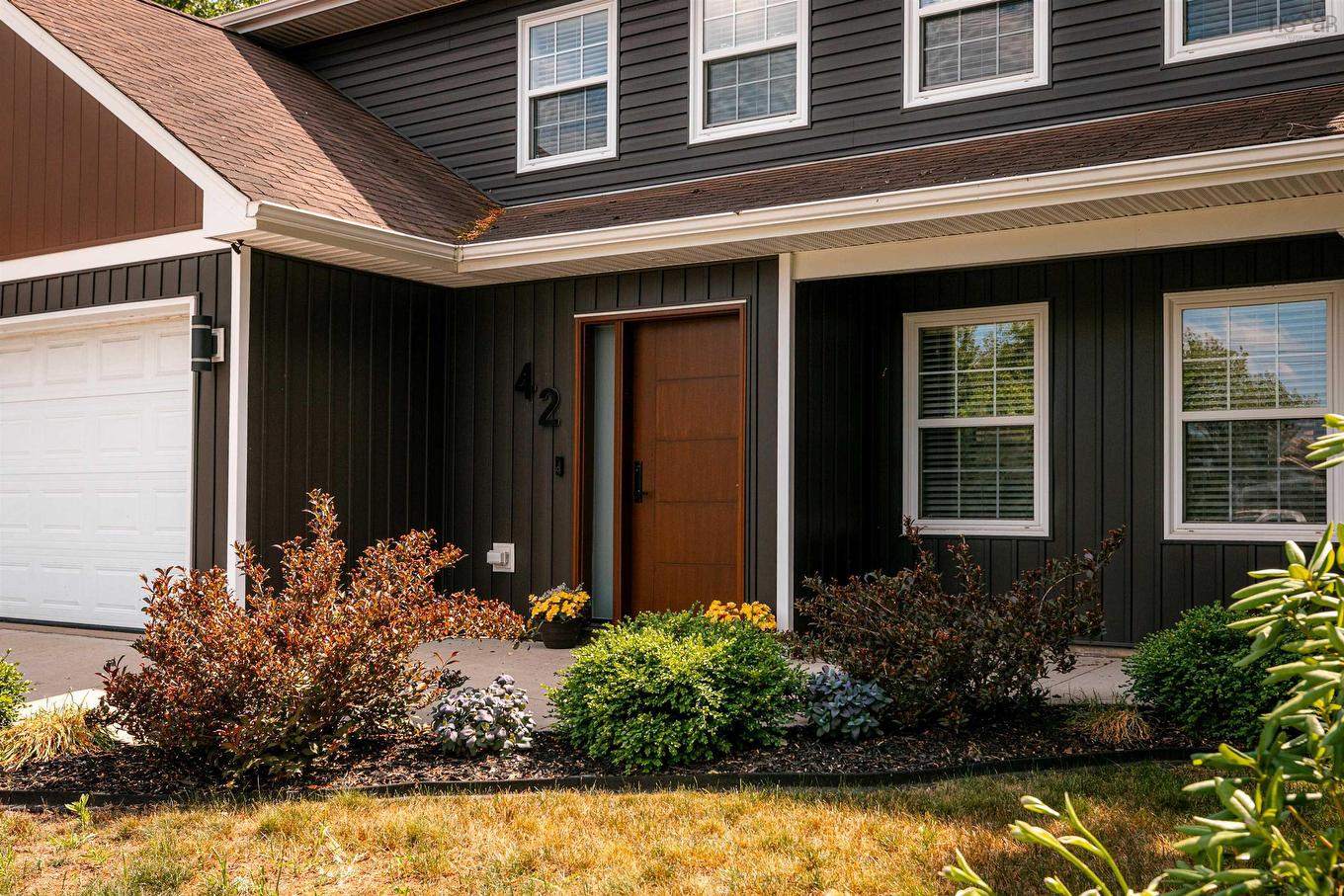42 Margaret Road, Halifax, NS - Outdoor