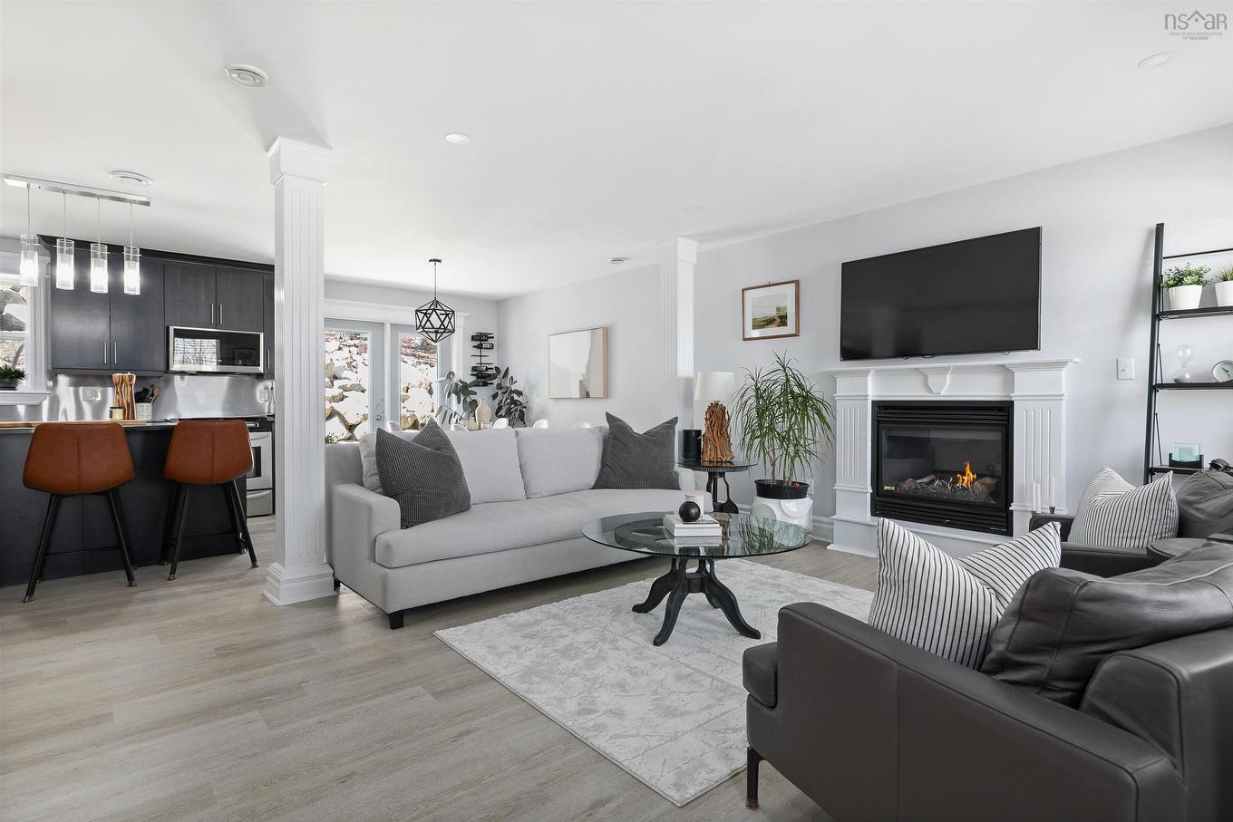 42 Margaret Road, Halifax, NS - Indoor Photo Showing Living Room With Fireplace
