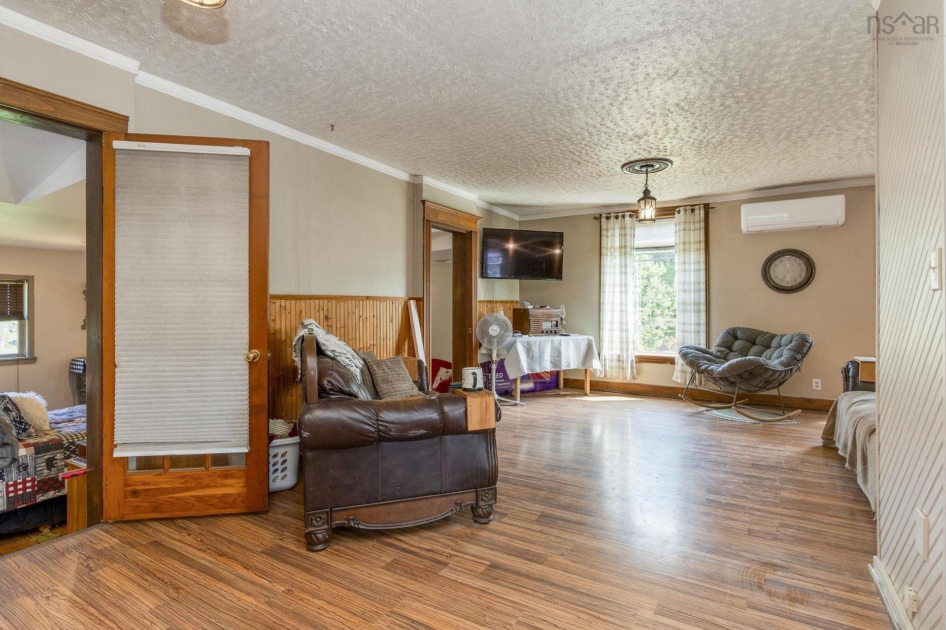 389 Bentley Road, Rockland, NS - Indoor Photo Showing Living Room