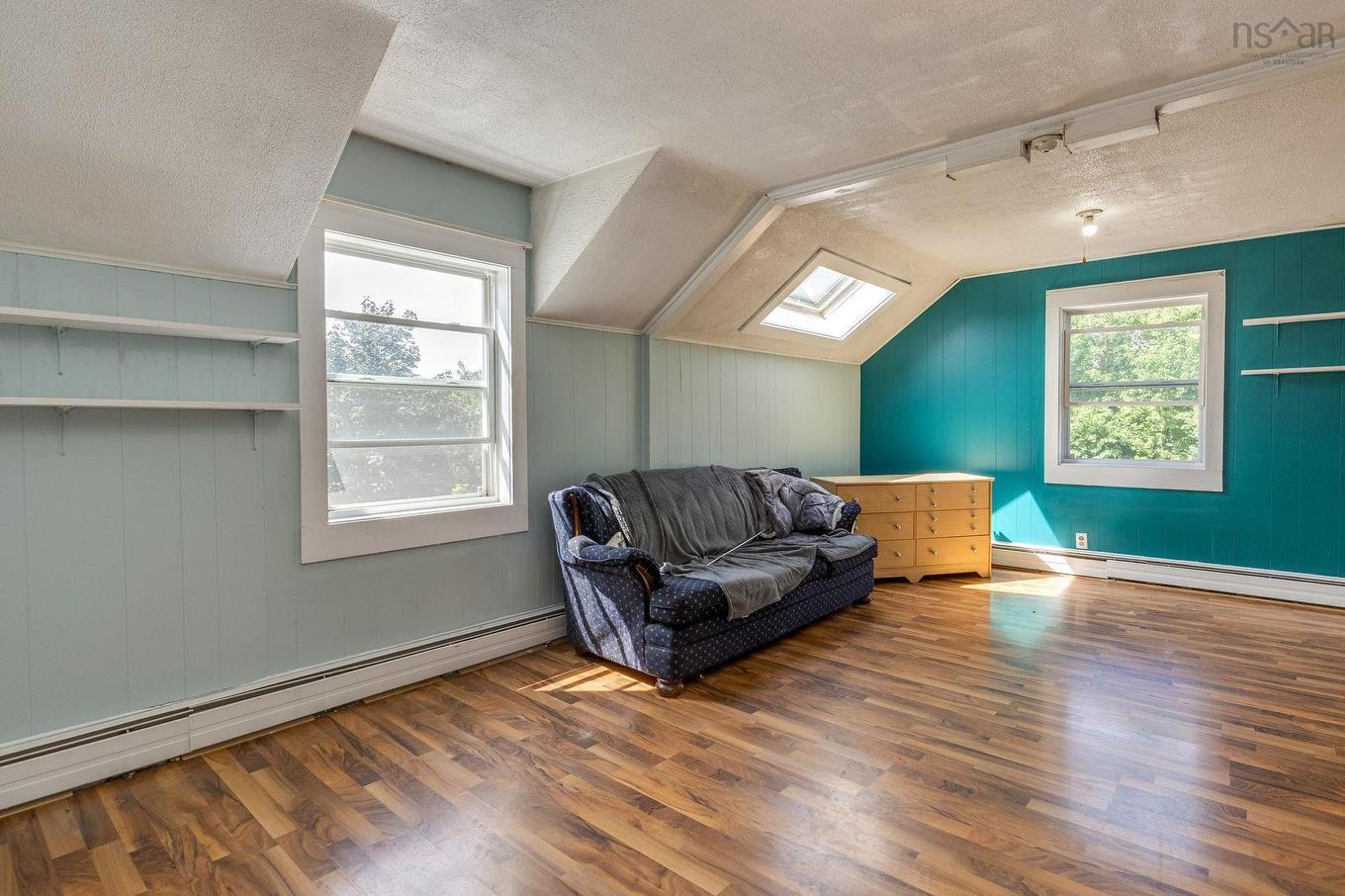 389 Bentley Road, Rockland, NS - Indoor