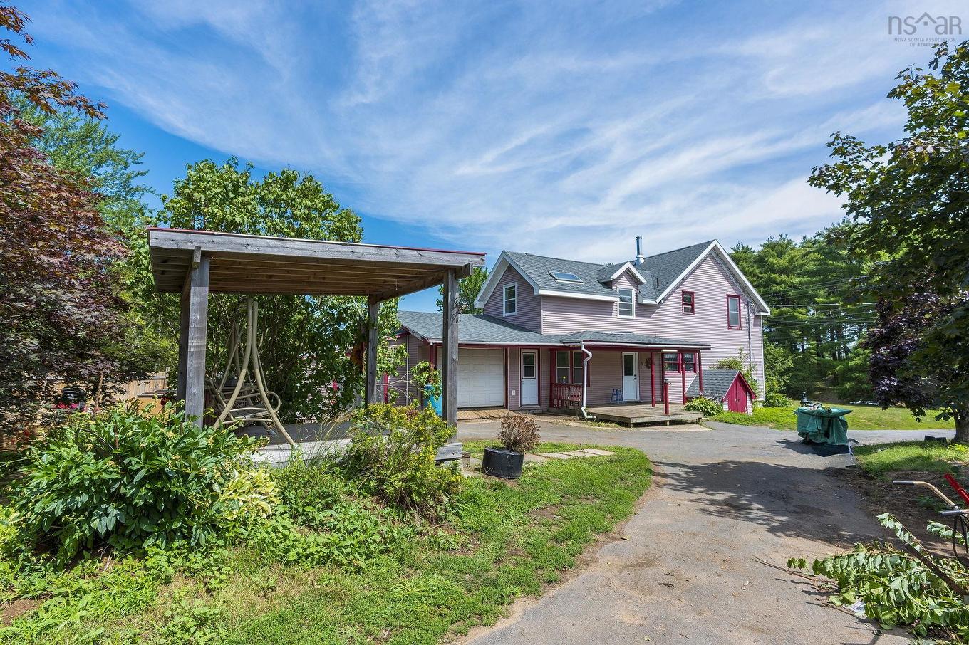 389 Bentley Road, Rockland, NS - Outdoor With Deck Patio Veranda With Facade