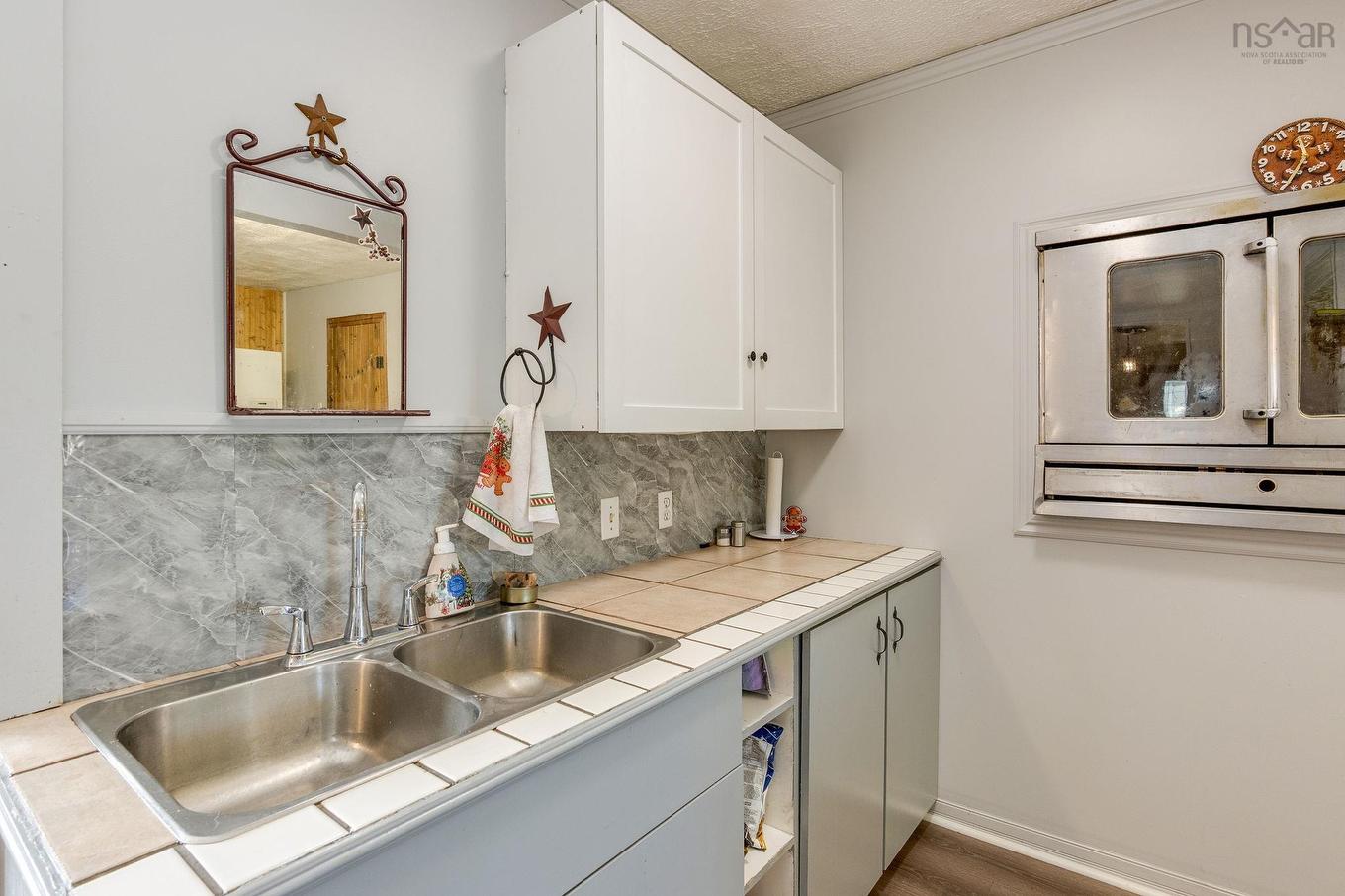 389 Bentley Road, Rockland, NS - Indoor Photo Showing Kitchen With Double Sink