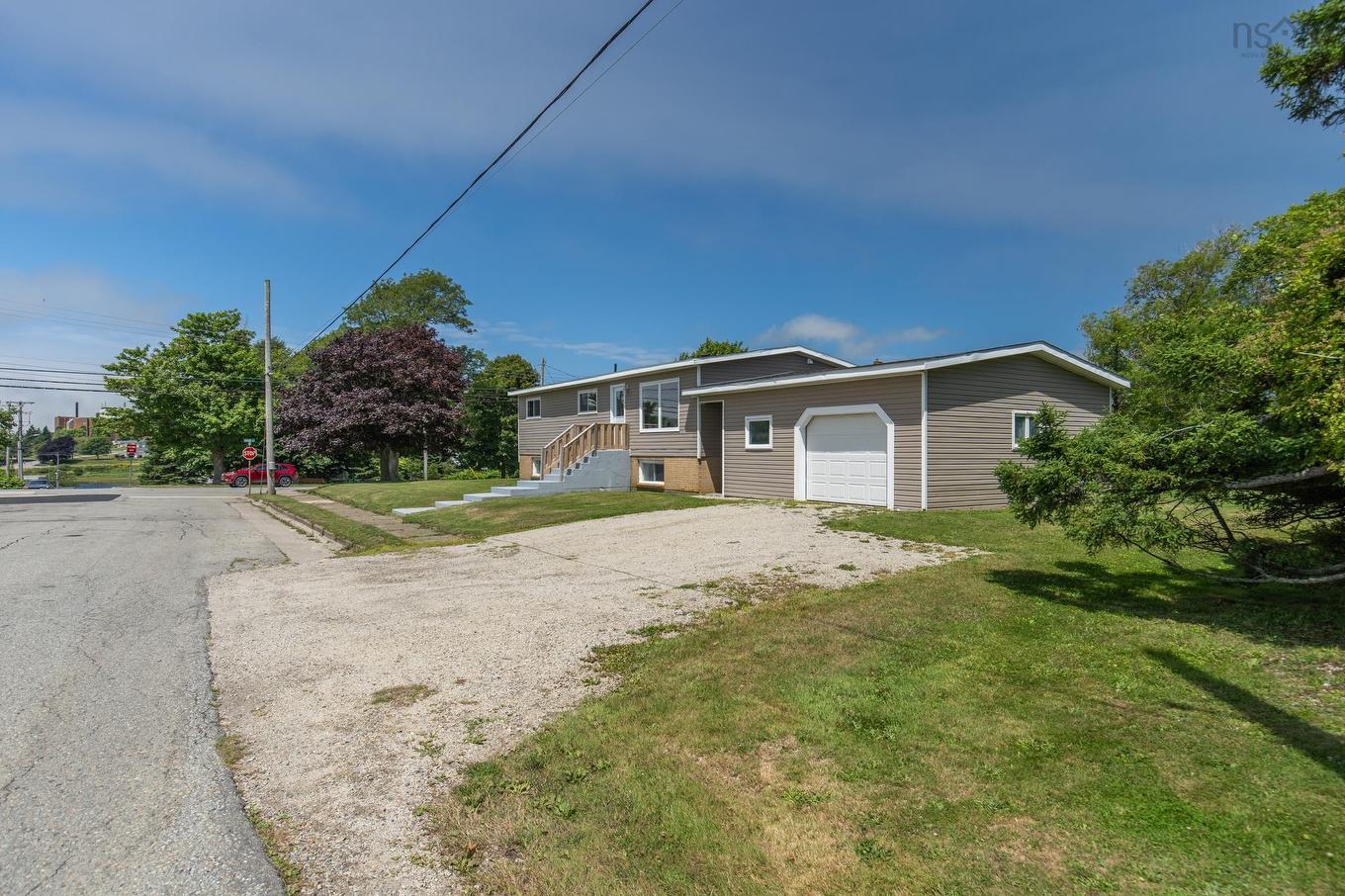 2 Huntington Street, Yarmouth, NS