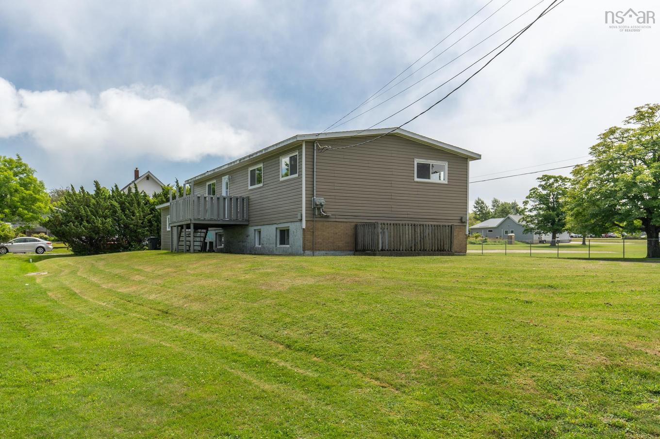 2 Huntington Street, Yarmouth, NS