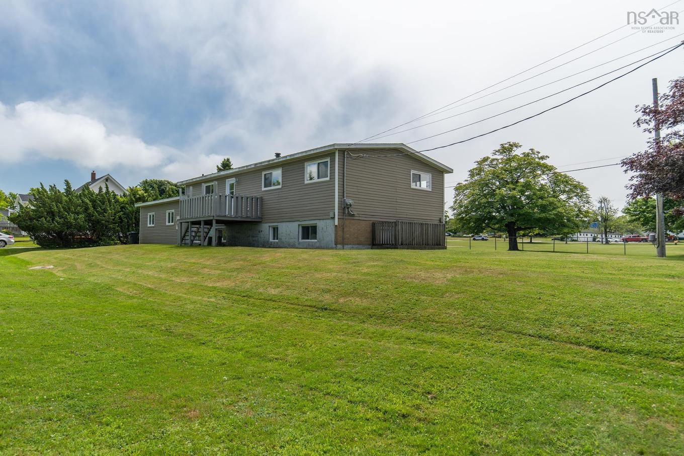 2 Huntington Street, Yarmouth, NS