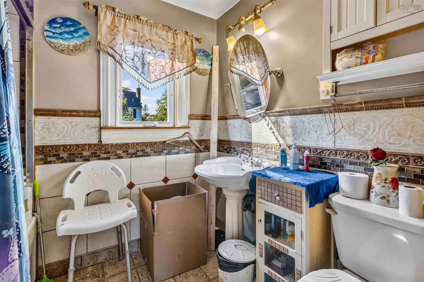 12 Auburn Avenue, Spryfield, NS - Indoor Photo Showing Bathroom