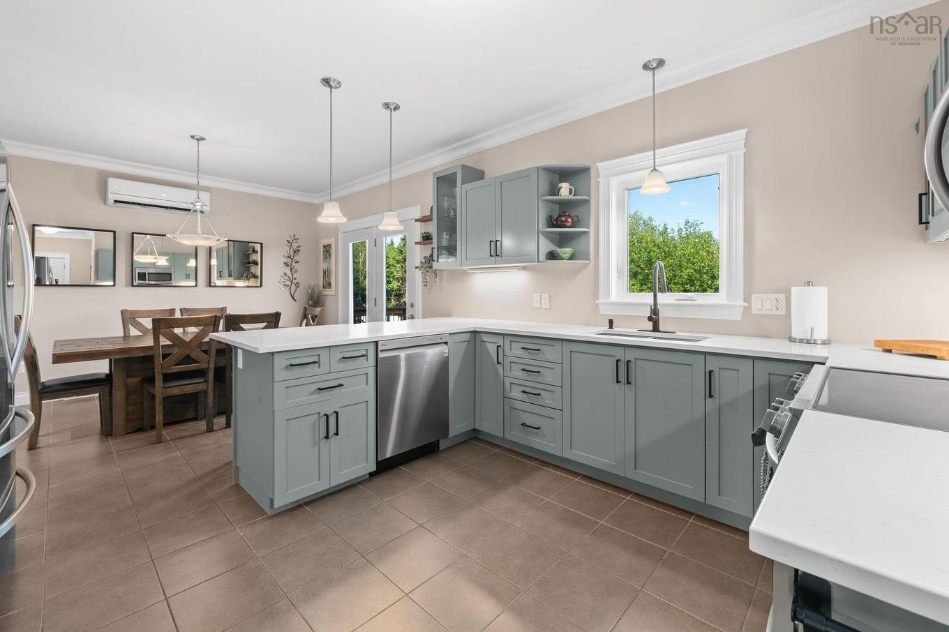 158 Tamara Drive, Cole Harbour, NS - Indoor Photo Showing Kitchen With Upgraded Kitchen