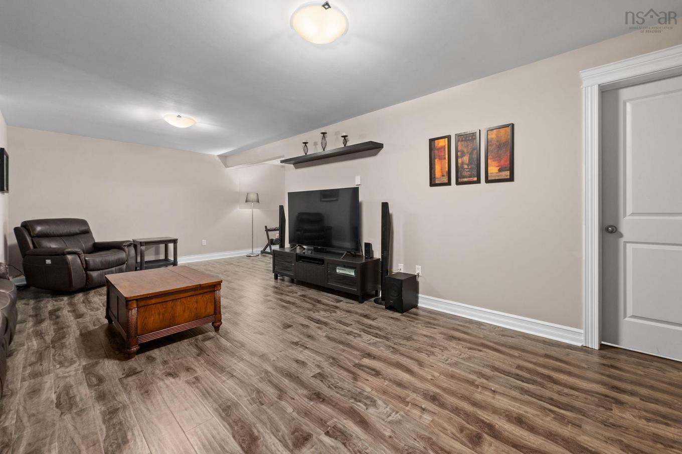 158 Tamara Drive, Cole Harbour, NS - Indoor Photo Showing Living Room