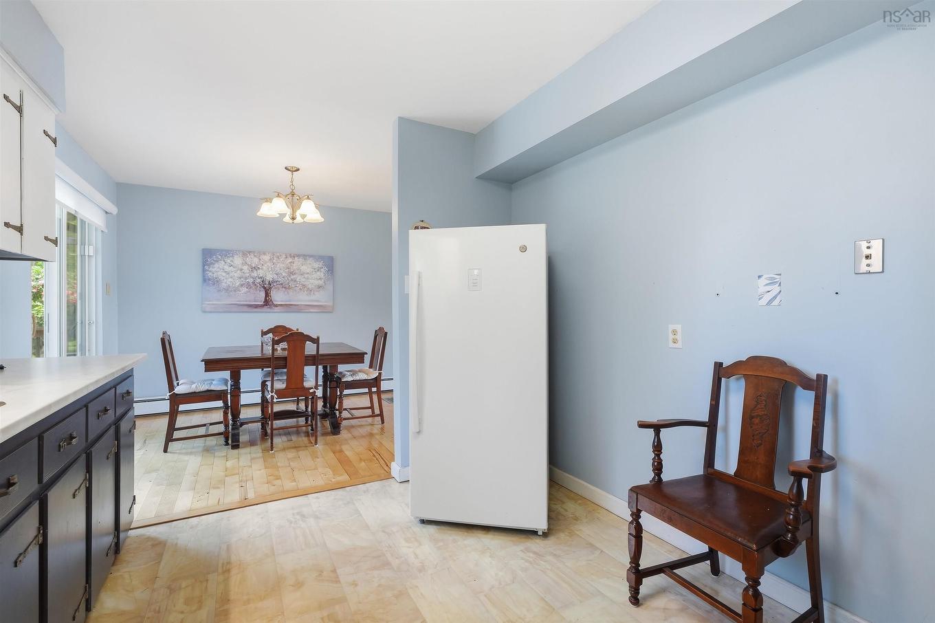 28 Elk Road, Hubley, NS - Indoor