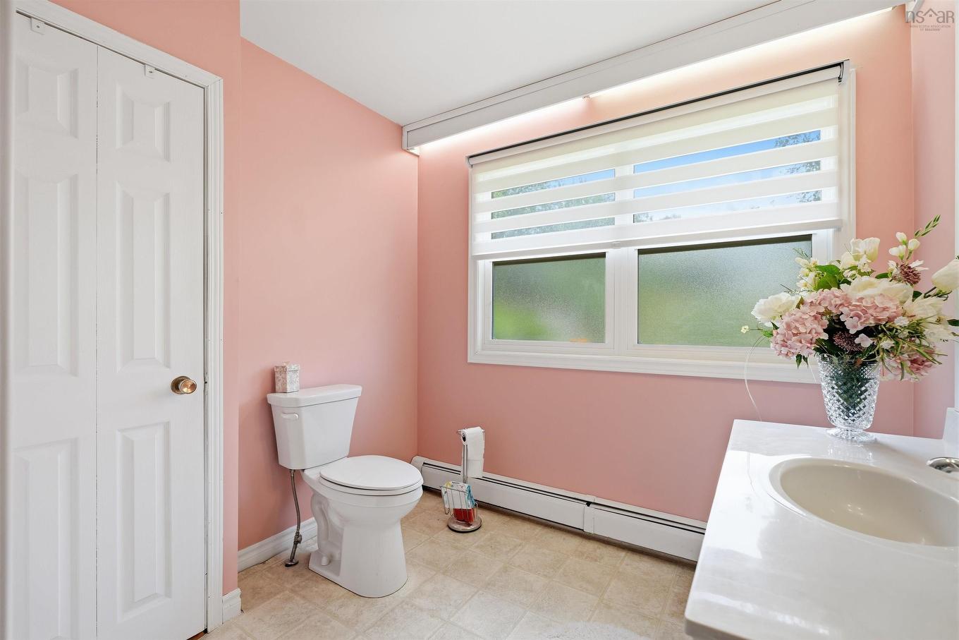 28 Elk Road, Hubley, NS - Indoor Photo Showing Bathroom