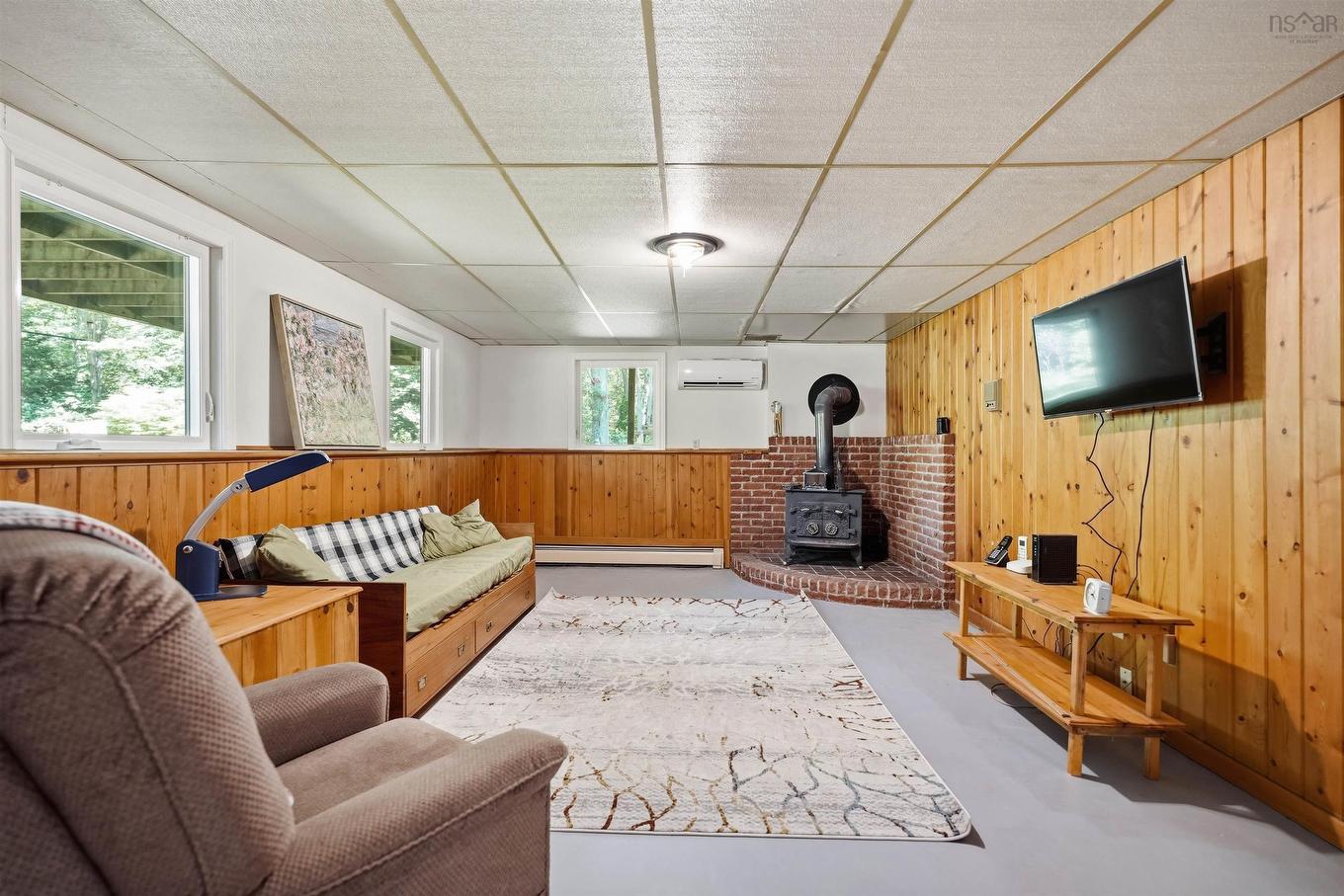 28 Elk Road, Hubley, NS - Indoor