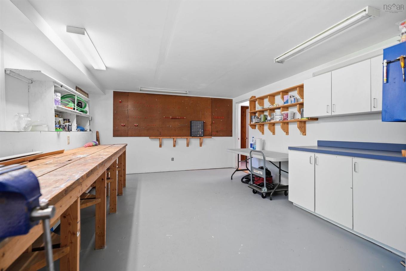 28 Elk Road, Hubley, NS - Indoor