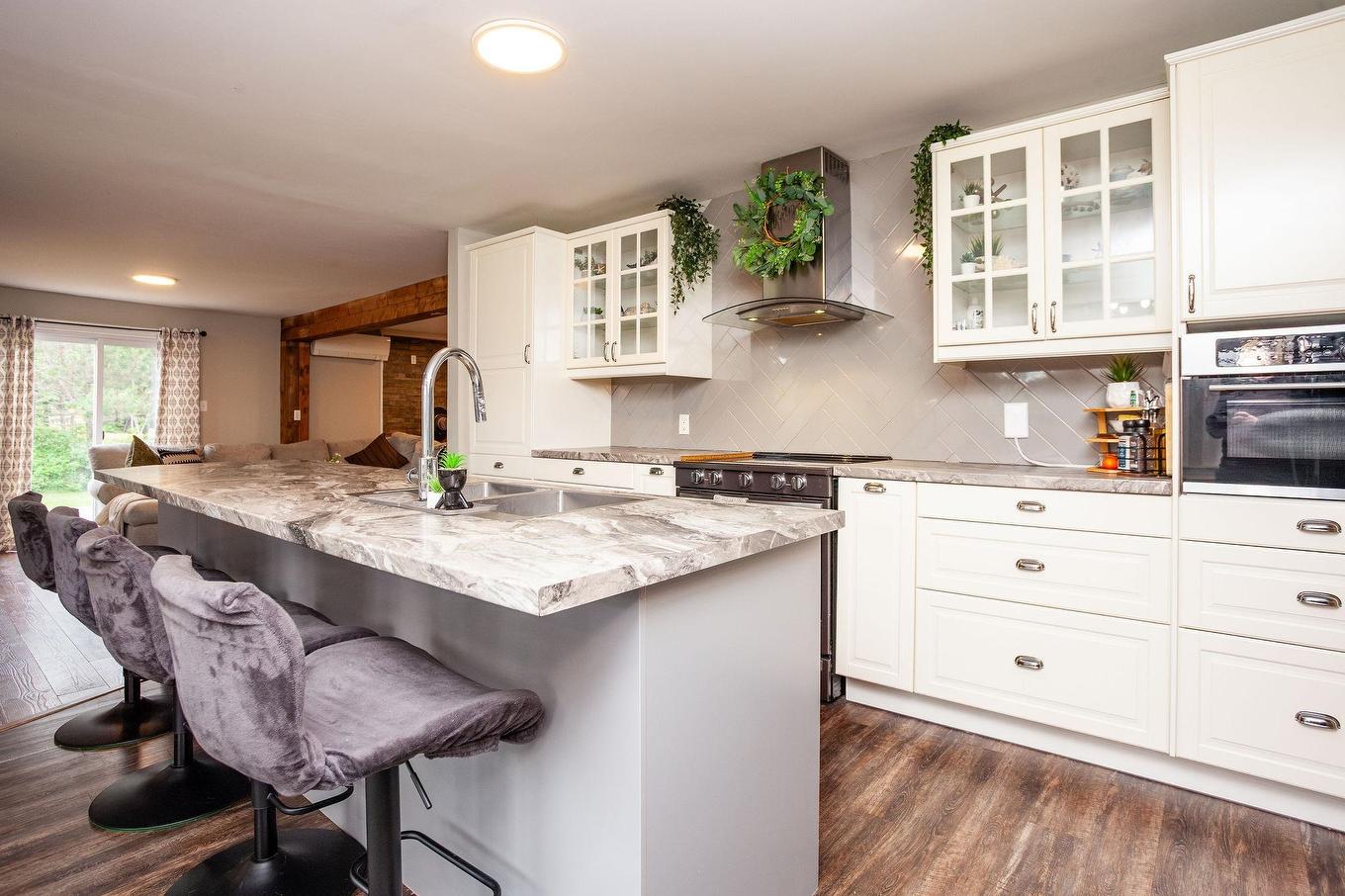 594 Kayes Road, Georgetown, PE - Indoor Photo Showing Kitchen With Upgraded Kitchen