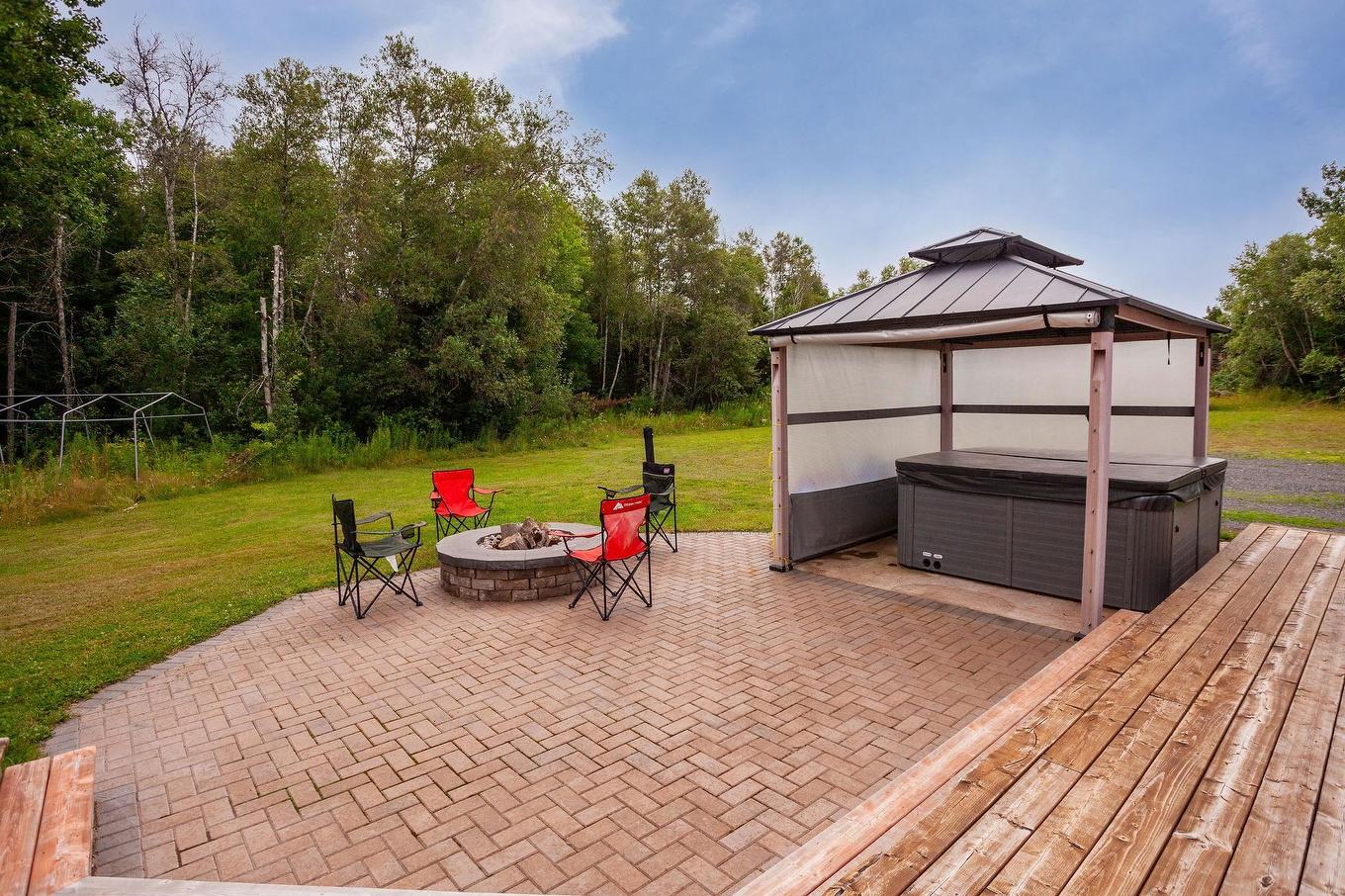 594 Kayes Road, Georgetown, PE - Outdoor