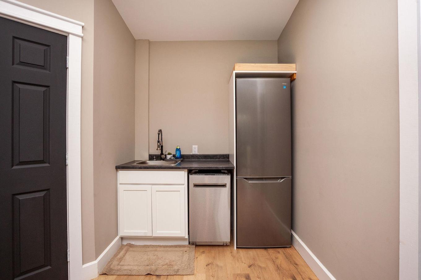 594 Kayes Road, Georgetown, PE - Indoor Photo Showing Other Room