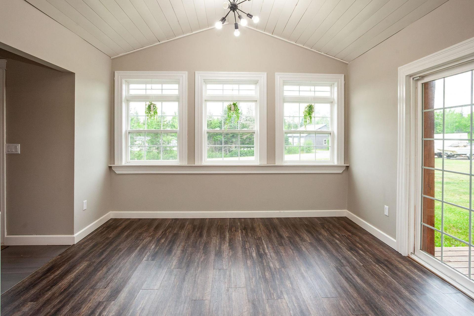 594 Kayes Road, Georgetown, PE - Indoor Photo Showing Other Room