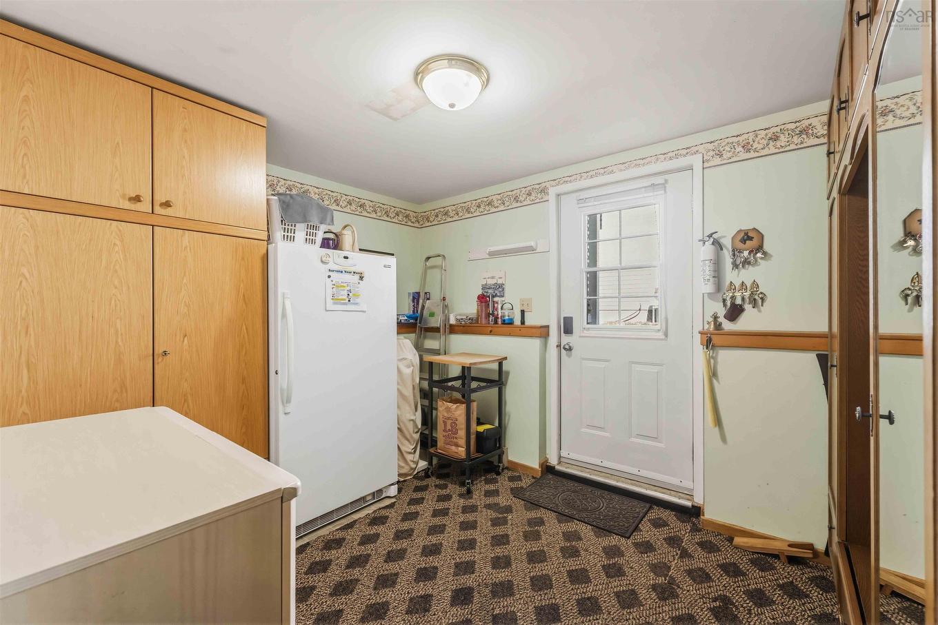 6 Iona Road, Wolfville, NS - Indoor Photo Showing Other Room