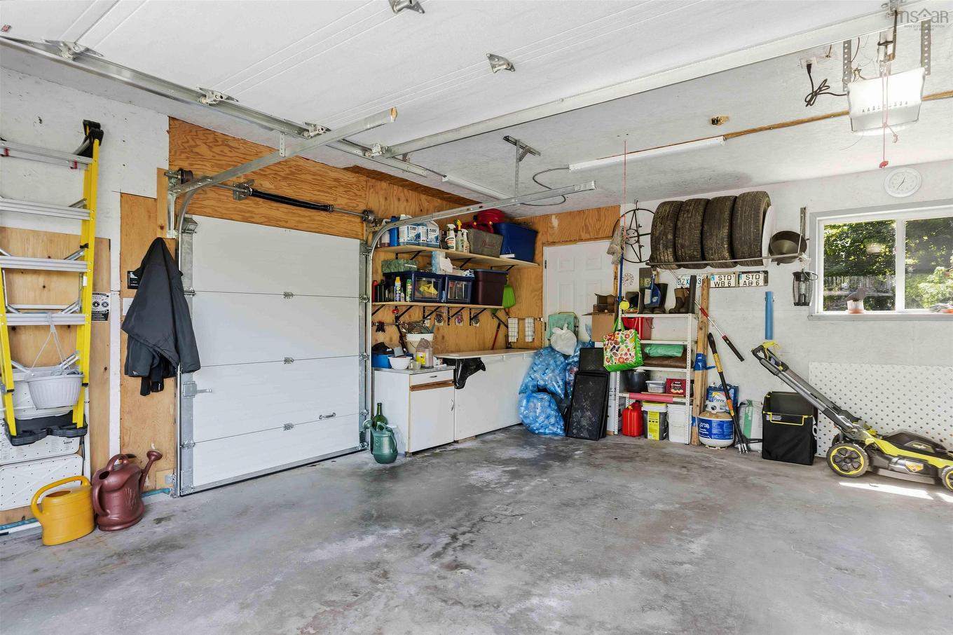 6 Iona Road, Wolfville, NS - Indoor Photo Showing Garage