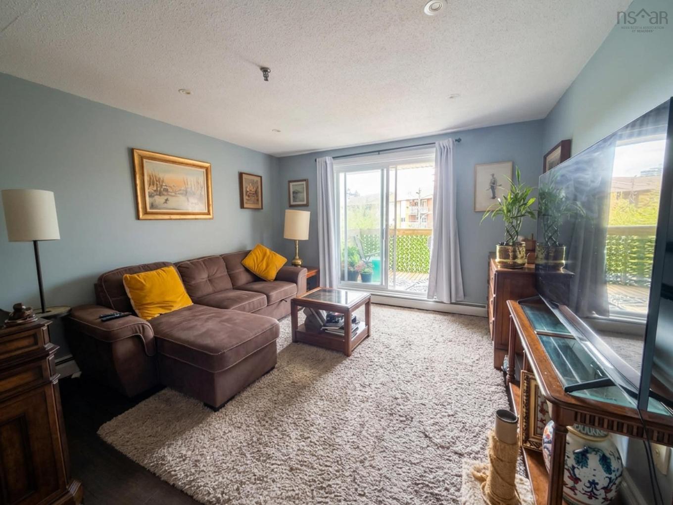 401 32 Veronica Drive, Halifax, NS - Indoor Photo Showing Living Room