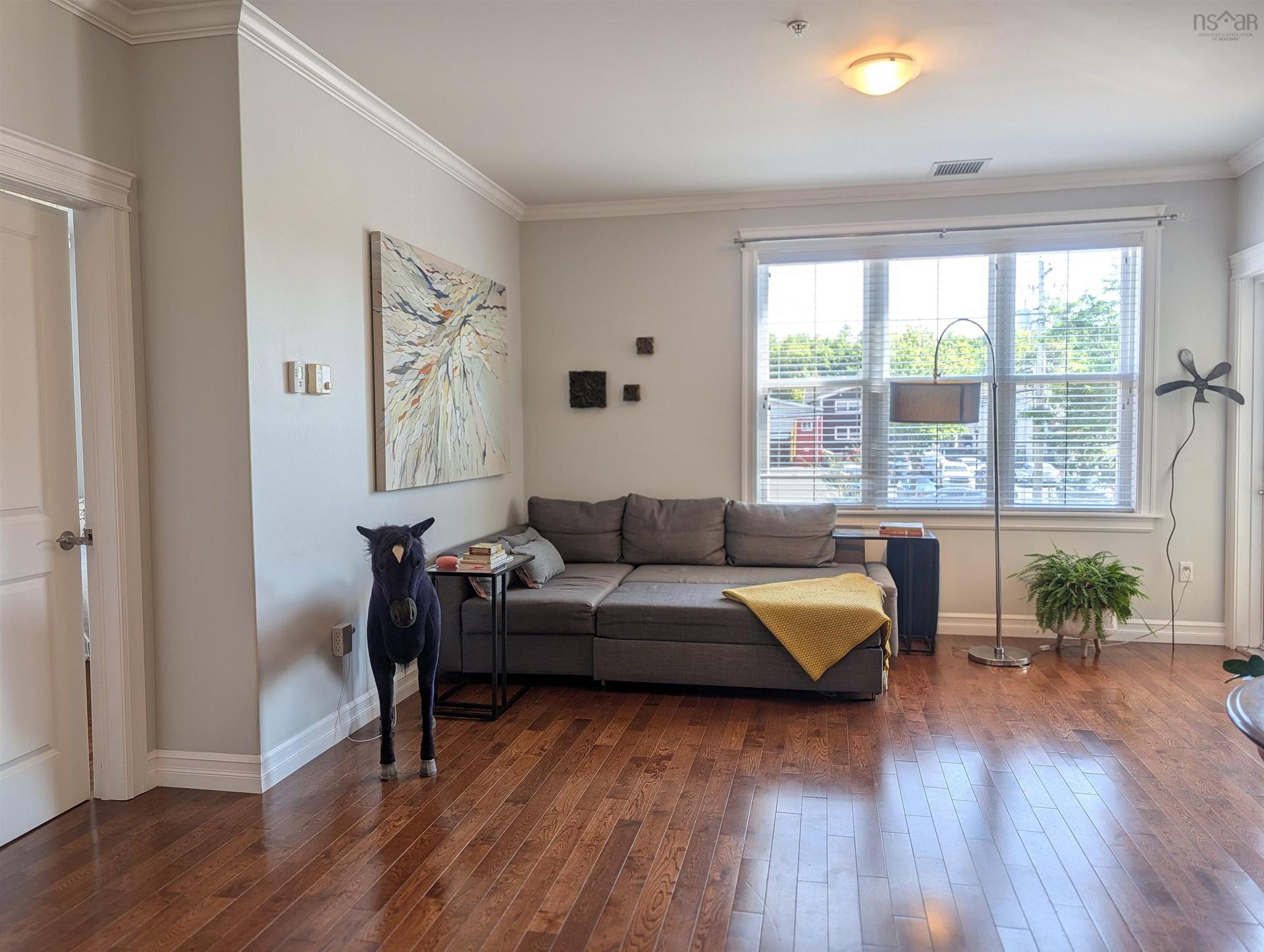 204 24 Harbourside Drive, Wolfville, NS - Indoor Photo Showing Living Room