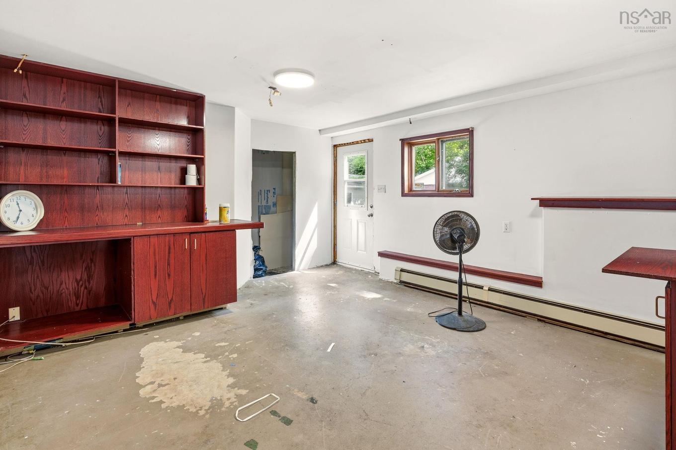 15 Meadow Brook Drive, Beaver Bank, NS - Indoor Photo Showing Other Room