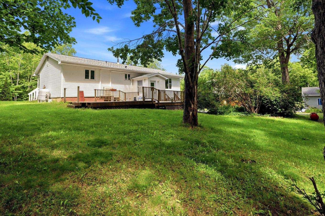 15 Meadow Brook Drive, Beaver Bank, NS - Outdoor With Deck Patio Veranda