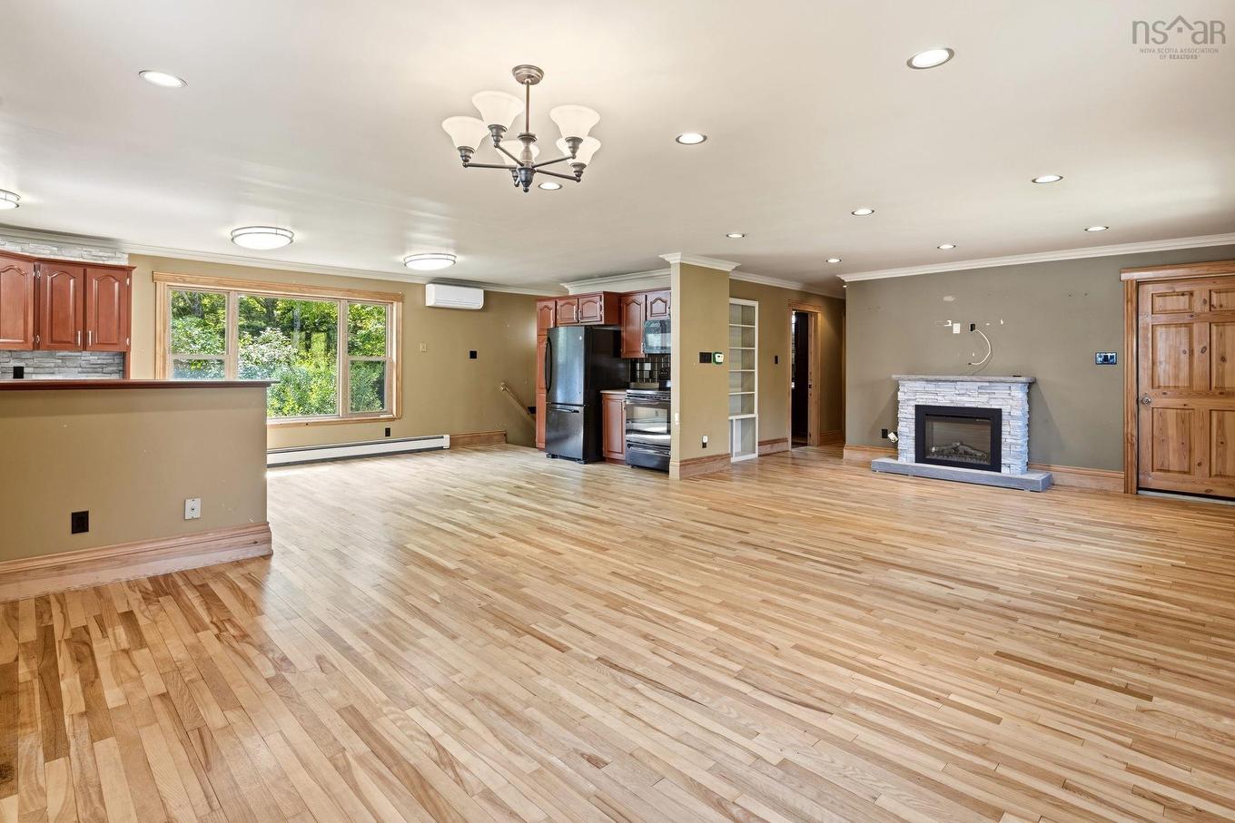 15 Meadow Brook Drive, Beaver Bank, NS - Indoor With Fireplace
