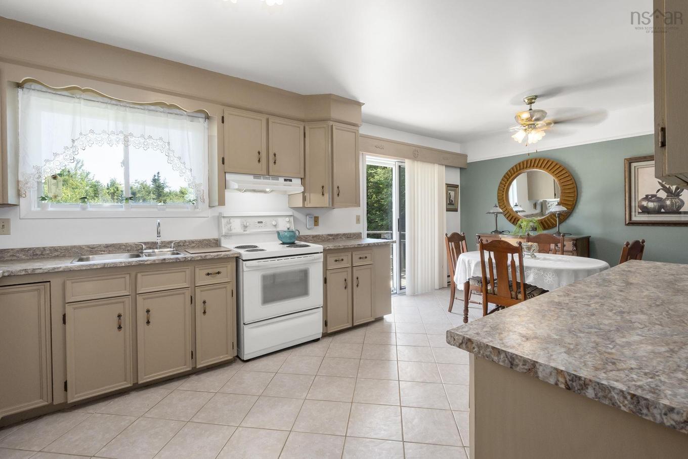 419 Dyke Road, Cow Bay, NS - Indoor Photo Showing Kitchen