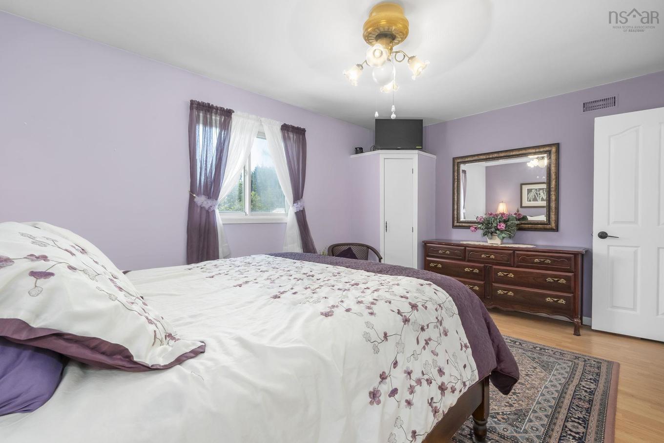 419 Dyke Road, Cow Bay, NS - Indoor Photo Showing Bedroom