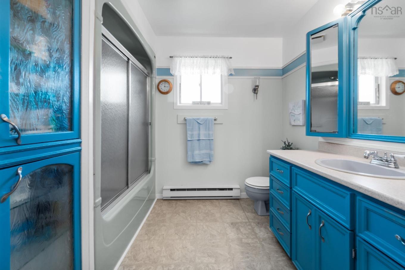 419 Dyke Road, Cow Bay, NS - Indoor Photo Showing Bathroom