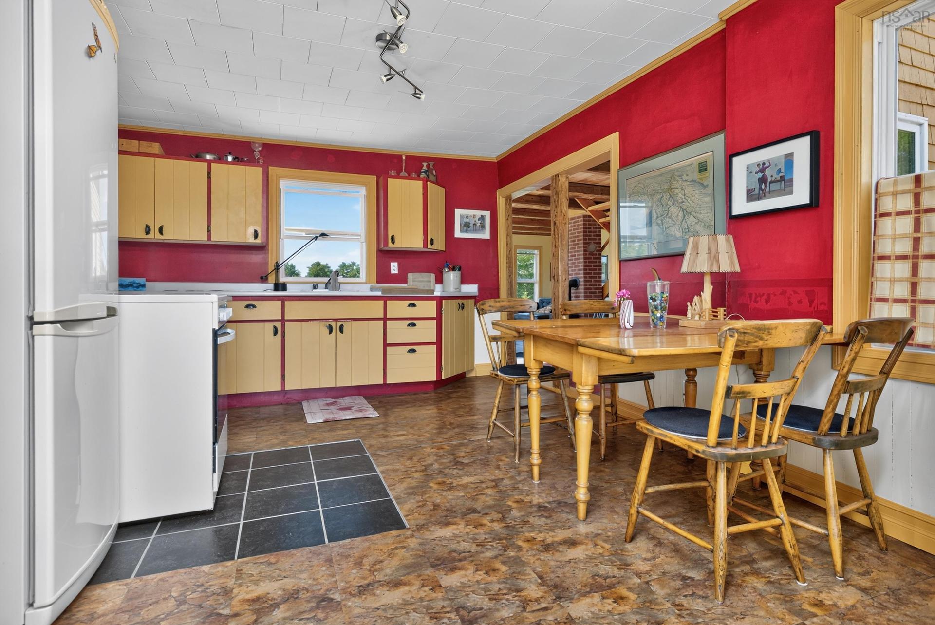 5265 Highway 208, Pleasant River, NS - Indoor Photo Showing Dining Room