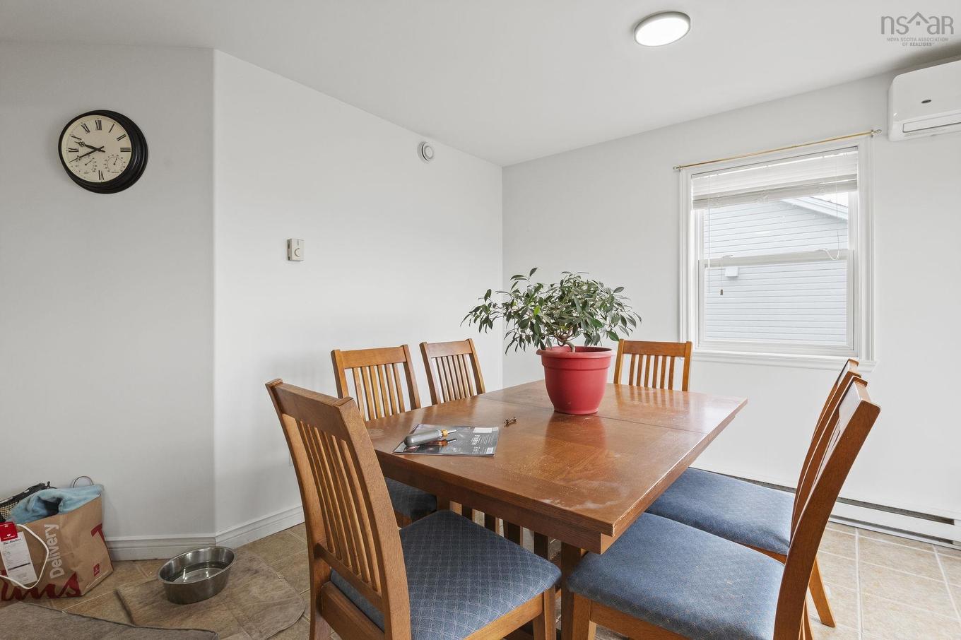 231 Jeep Cres. Crescent, Eastern Passage, NS - Indoor Photo Showing Dining Room