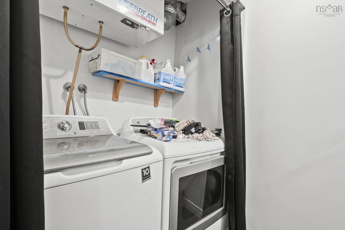 231 Jeep Cres. Crescent, Eastern Passage, NS - Indoor Photo Showing Laundry Room